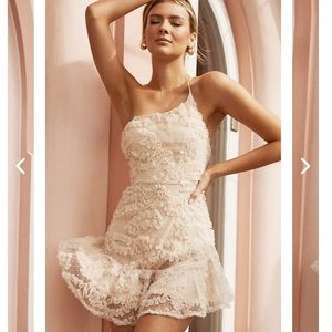Selfie leslie one shoulder lace dress lilah